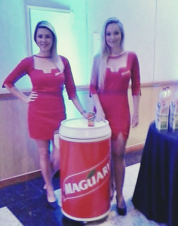 A ativação de marca é um mix de estratégias realizadas com o objetivo de agregar valor ao público através de experiências memoráveis. As ações podem ser operacionalizadas durante um curto período de dias ou mesmo horas. A marca é ativada quando ela consegue fazer parte da vida das pessoas, trazendo mais utilidade, diversão ou encantamento.