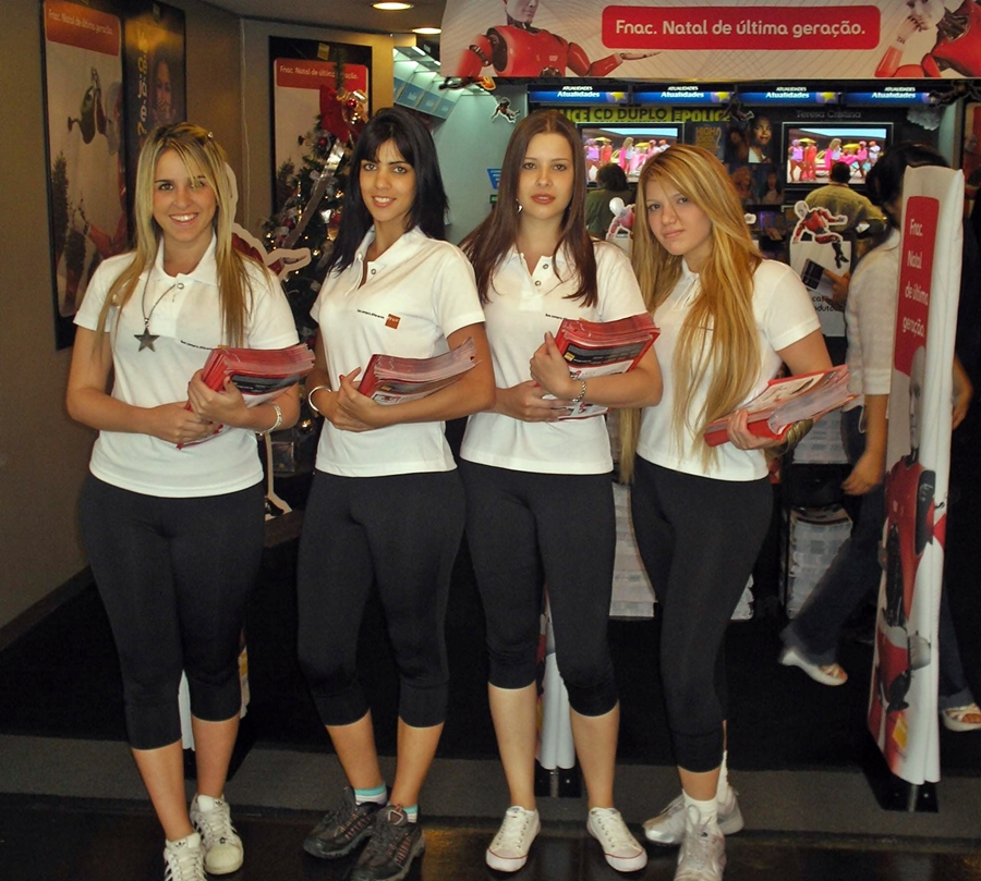 A ativação de marca é um mix de estratégias realizadas com o objetivo de agregar valor ao público através de experiências memoráveis. As ações podem ser operacionalizadas durante um curto período de dias ou mesmo horas. A marca é ativada quando ela consegue fazer parte da vida das pessoas, trazendo mais utilidade, diversão ou encantamento.#feiras #modelos #agenciadeeventos #promotoras #casting #recepcionistasdeeventos #stands #recepcionistadeeventos #promotorasdeeventos #ativacoes #produtoradeeventos #montadoradestands #buffet #agencianuclear #marketingdigital #networkmarketing  #digitalmarketing #socialmediamarketing #marketingonline #onlinemarketing #marketingagency  #marketingstrategy #socialmarketing #influencermarketing #themarketingplanet #inboundmarketing #marketingsocial #marketinginmobiliario #socialmediamarketingtips #instagrammarketing #marketingplan #b2bmarketing 