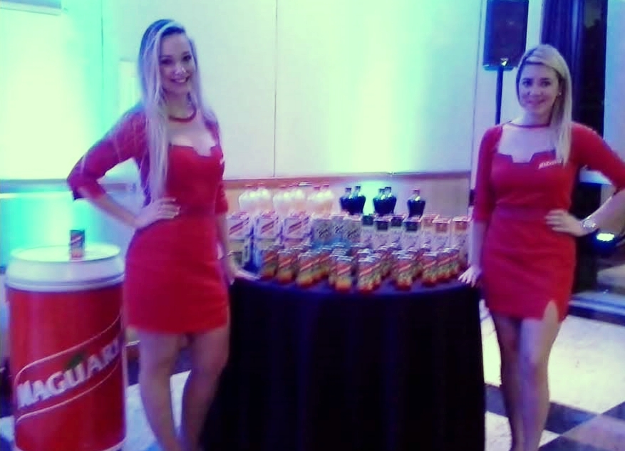 A ativação de marca é um mix de estratégias realizadas com o objetivo de agregar valor ao público através de experiências memoráveis. As ações podem ser operacionalizadas durante um curto período de dias ou mesmo horas. A marca é ativada quando ela consegue fazer parte da vida das pessoas, trazendo mais utilidade, diversão ou encantamento.