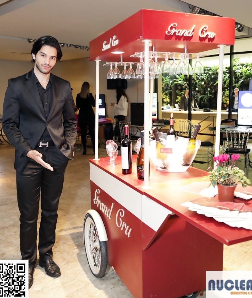 A degustação de vinhos é uma experiência sensorial que permite conhecer, entender e avaliar um vinho, além de possibilitar lançar palpites sobre safra, origem e uvas, aguçar os sentidos e estar conectado ao mundo vinilico. Os eventos de tasting também são memoráveis pelos networking.  #feiras #modelos #agenciadeeventos #promotoras #casting #recepcionistasdeeventos #stands #recepcionistadeeventos #promotorasdeeventos #ativacoes #produtoradeeventos #montadoradestands #buffet #agencianuclear #marketingdigital #networkmarketing  #digitalmarketing #socialmediamarketing #marketingonline #onlinemarketing #marketingagency  #marketingstrategy #socialmarketing #influencermarketing #themarketingplanet #inboundmarketing #marketingsocial #marketinginmobiliario #socialmediamarketingtips #instagrammarketing #marketingplan #b2bmarketing 