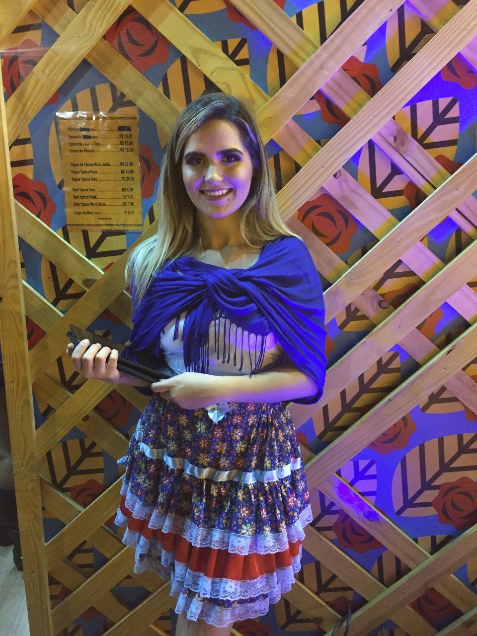 A ativação de marca é um mix de estratégias realizadas com o objetivo de agregar valor ao público através de experiências memoráveis. As ações podem ser operacionalizadas durante um curto período de dias ou mesmo horas. A marca é ativada quando ela consegue fazer parte da vida das pessoas, trazendo mais utilidade, diversão ou encantamento.