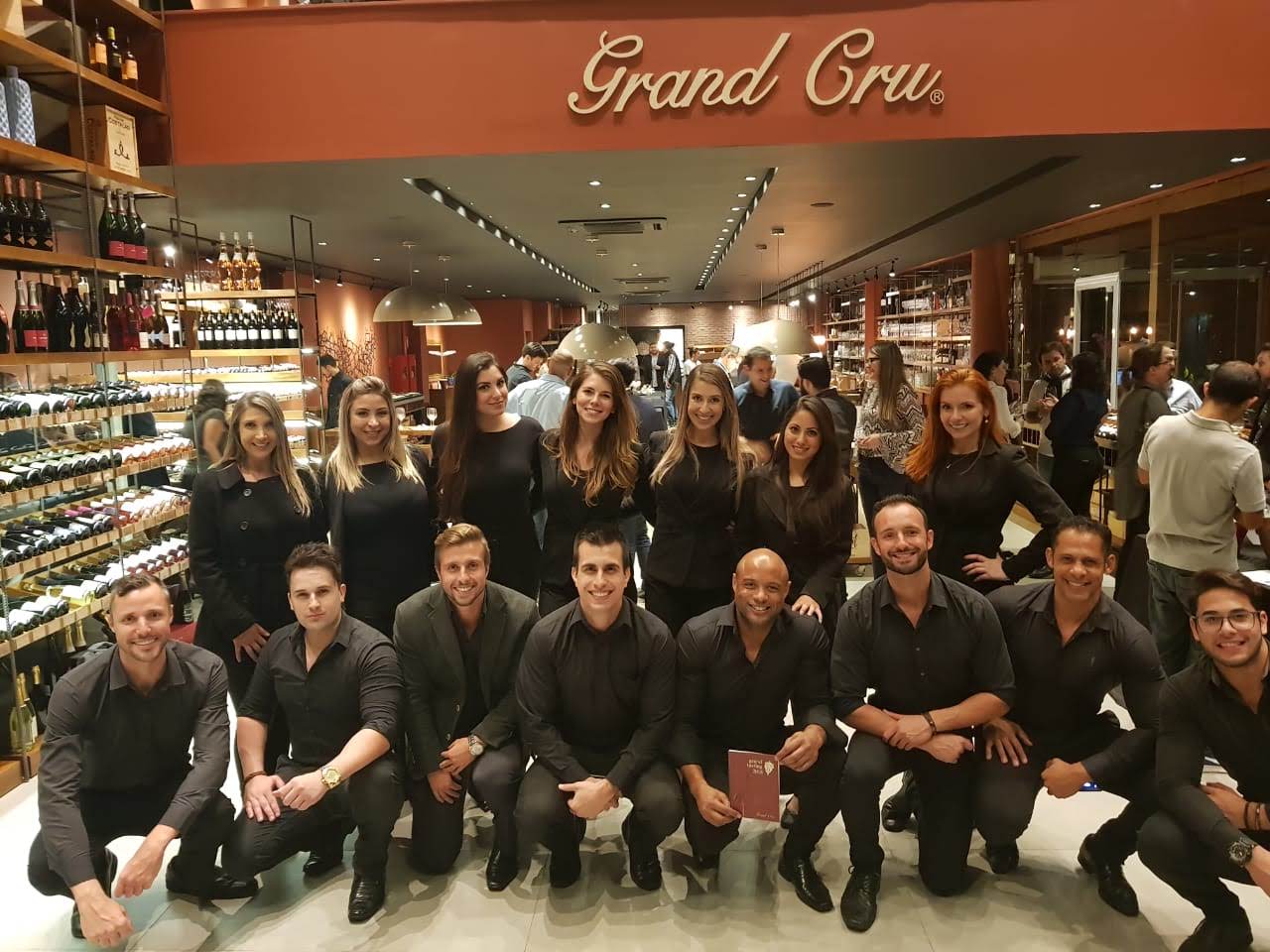 A ativação de marca é um mix de estratégias realizadas com o objetivo de agregar valor ao público através de experiências memoráveis. As ações podem ser operacionalizadas durante um curto período de dias ou mesmo horas. A marca é ativada quando ela consegue fazer parte da vida das pessoas, trazendo mais utilidade, diversão ou encantamento.#feiras #modelos #agenciadeeventos #promotoras #casting #recepcionistasdeeventos #stands #recepcionistadeeventos #promotorasdeeventos #ativacoes #produtoradeeventos #montadoradestands #buffet #agencianuclear #marketingdigital #networkmarketing  #digitalmarketing #socialmediamarketing #marketingonline #onlinemarketing #marketingagency  #marketingstrategy #socialmarketing #influencermarketing #themarketingplanet #inboundmarketing #marketingsocial #marketinginmobiliario #socialmediamarketingtips #instagrammarketing #marketingplan #b2bmarketing 