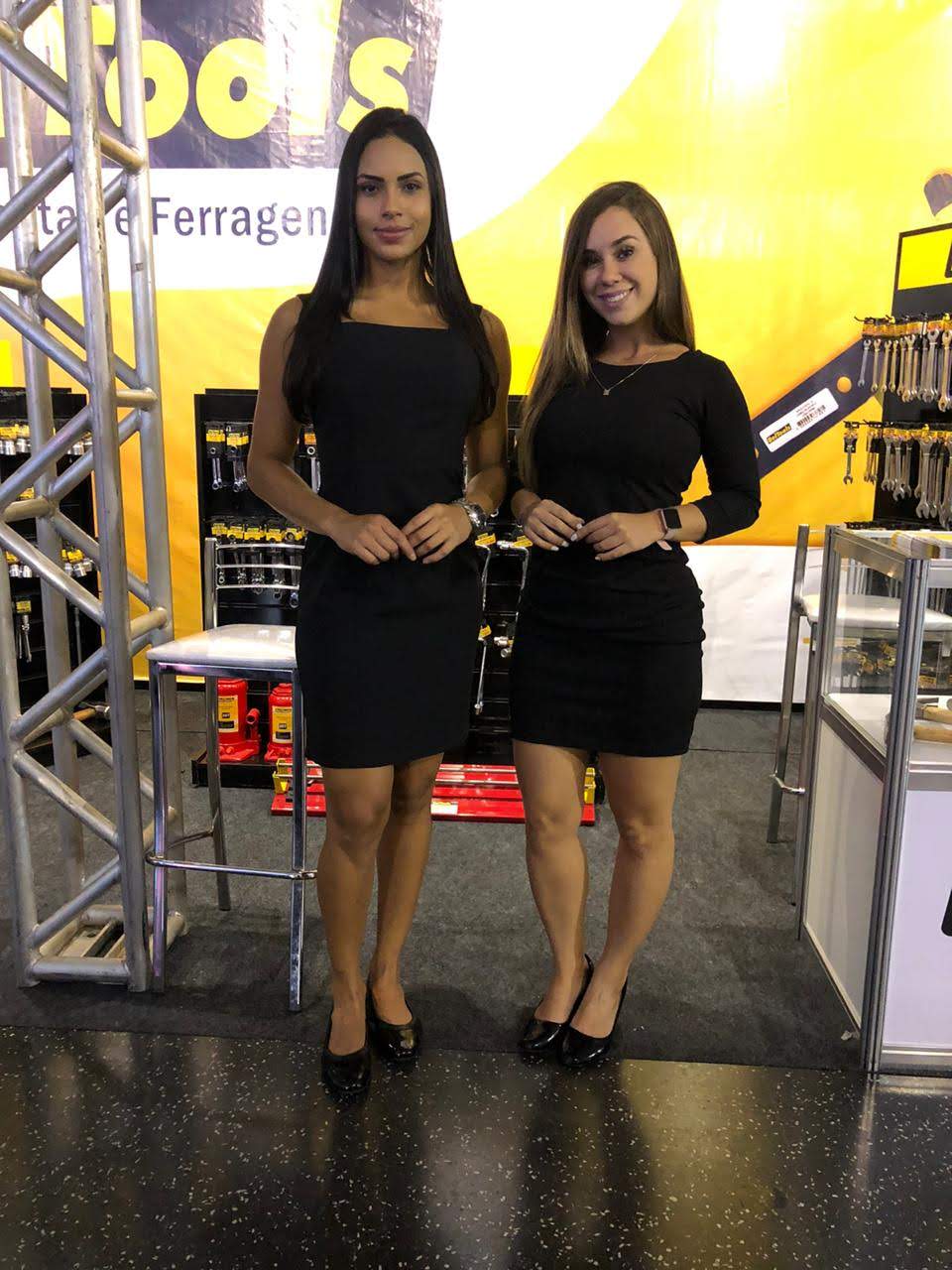 A participação em feiras de negócios são ideais para o mix de marketing: projeção da imagem institucional, ativações de marcas, captação de novos clientes, prática de networking e pesquisa de mercado.#feiras #modelos #agenciadeeventos #promotoras #casting #recepcionistasdeeventos #stands #recepcionistadeeventos #promotorasdeeventos #ativacoes #produtoradeeventos #montadoradestands #buffet #agencianuclear #marketingdigital #networkmarketing  #digitalmarketing #socialmediamarketing #marketingonline #onlinemarketing #marketingagency  #marketingstrategy #socialmarketing #influencermarketing #themarketingplanet #inboundmarketing #marketingsocial #marketinginmobiliario #socialmediamarketingtips #instagrammarketing #marketingplan #b2bmarketing 