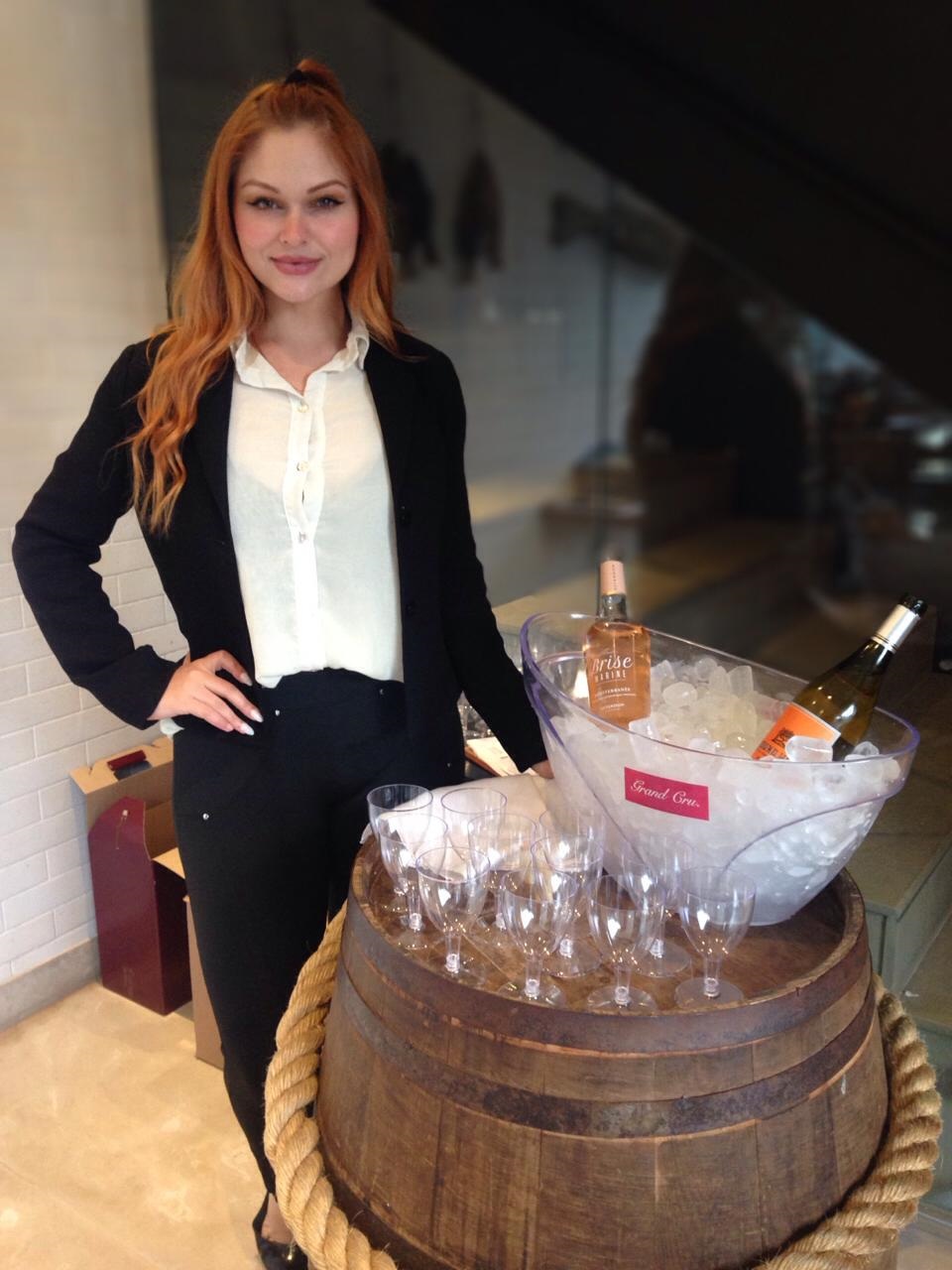 Trade Marketing é uma estratégia do mix de marketing que visa conquistar o posicionamento de mercadorias de forma estratégica nos pontos de venda. 