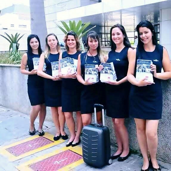 A ativação de marca é um mix de estratégias realizadas com o objetivo de agregar valor ao público através de experiências memoráveis. As ações podem ser operacionalizadas durante um curto período de dias ou mesmo horas. A marca é ativada quando ela consegue fazer parte da vida das pessoas, trazendo mais utilidade, diversão ou encantamento.