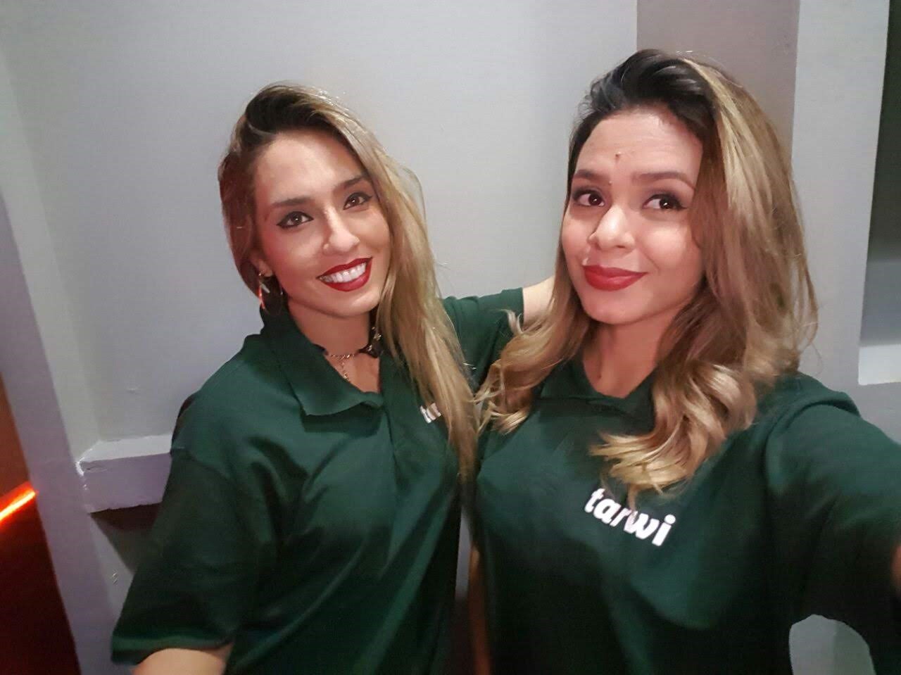 A ativação de marca é um mix de estratégias realizadas com o objetivo de agregar valor ao público através de experiências memoráveis. As ações podem ser operacionalizadas durante um curto período de dias ou mesmo horas. A marca é ativada quando ela consegue fazer parte da vida das pessoas, trazendo mais utilidade, diversão ou encantamento.